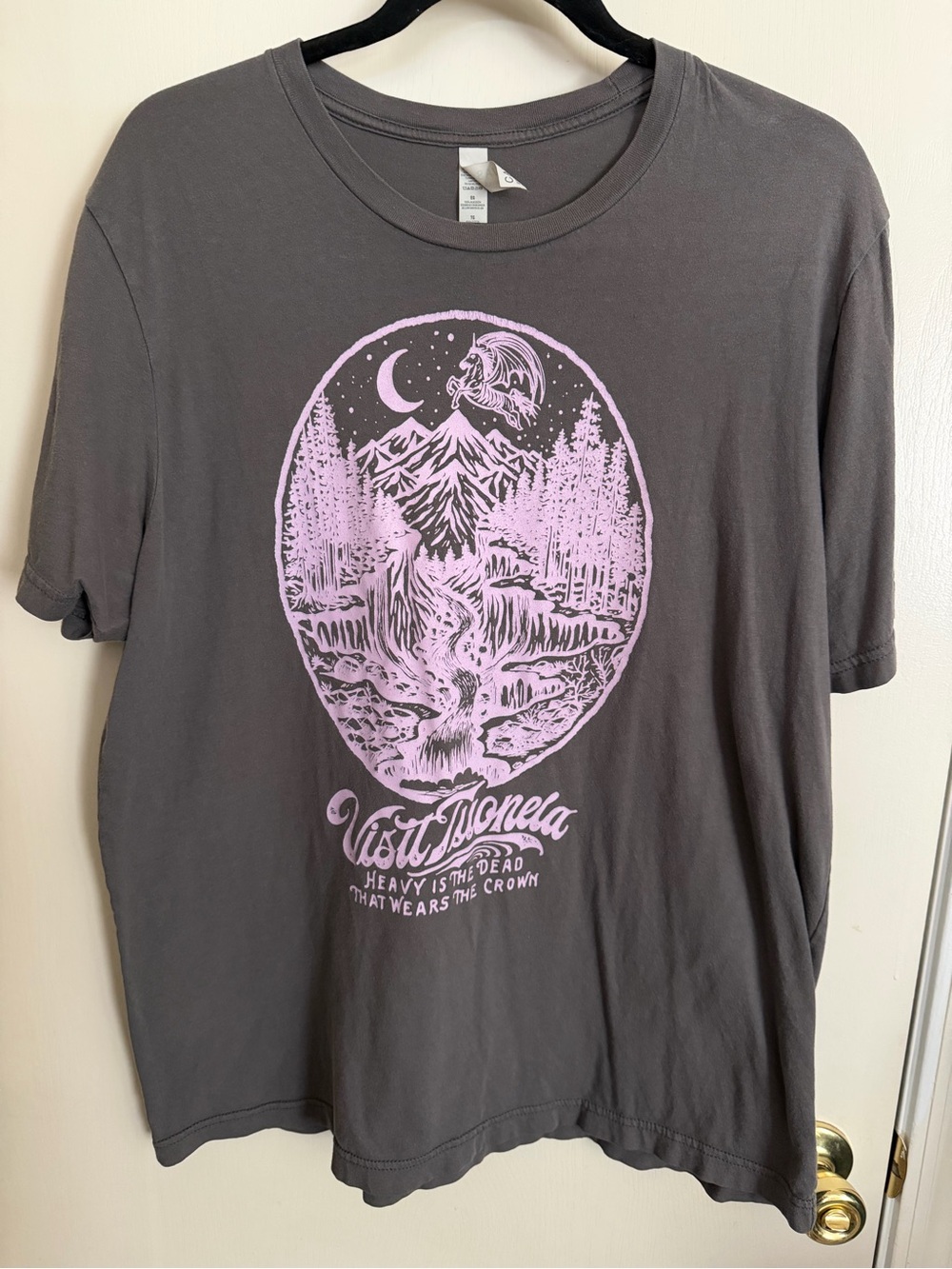 River of Shadows book themed graphic tee. Unisex, XL Cotton.
